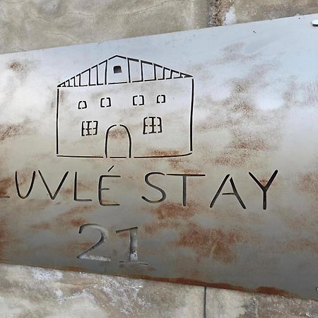 Luvle Stay Windhoek Exterior foto
